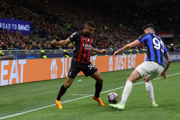 训练服上 训练服上